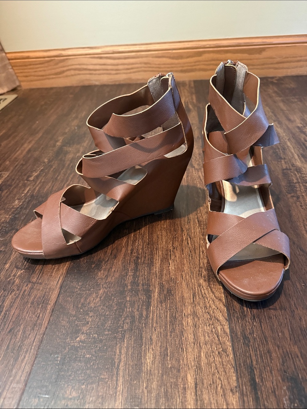 NEW Elle Cognac Crisscross Wedge Sandals